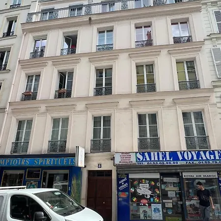 Appartamento Cosy à 500m De Montmartre Parigi